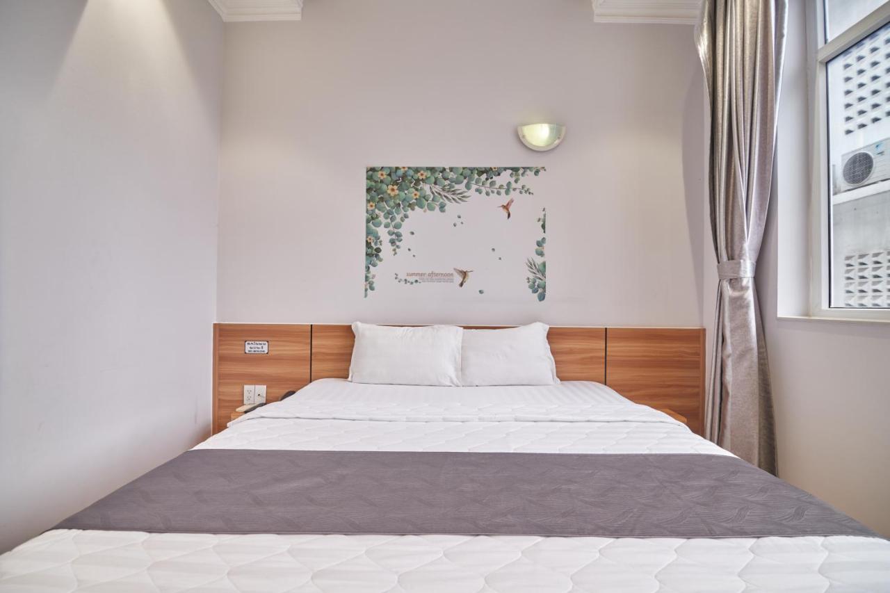 Bin Bin Hotel 2 - Near Him Lam D7 Ho Chi Minh City Exterior photo