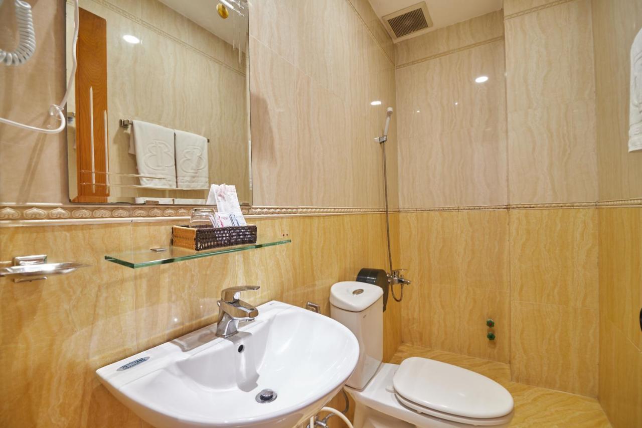 Bin Bin Hotel 2 - Near Him Lam D7 Ho Chi Minh City Exterior photo